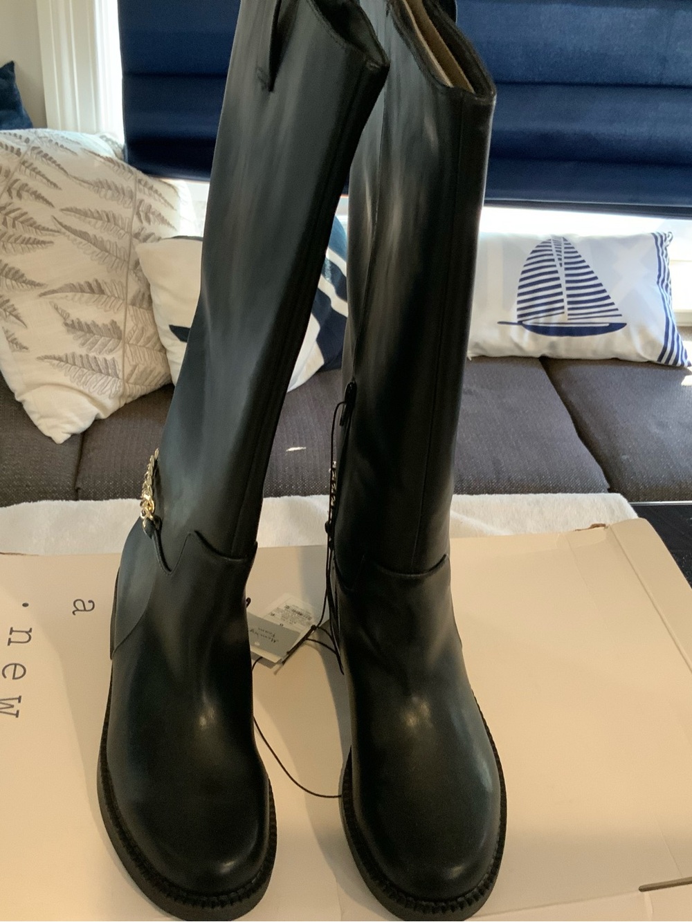 Black Knee-High Leather Riding Boots a new day size 8 new sku 3367